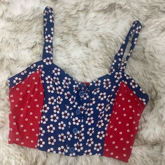 American Rag Floral Crop Top - Picture 1 of 2